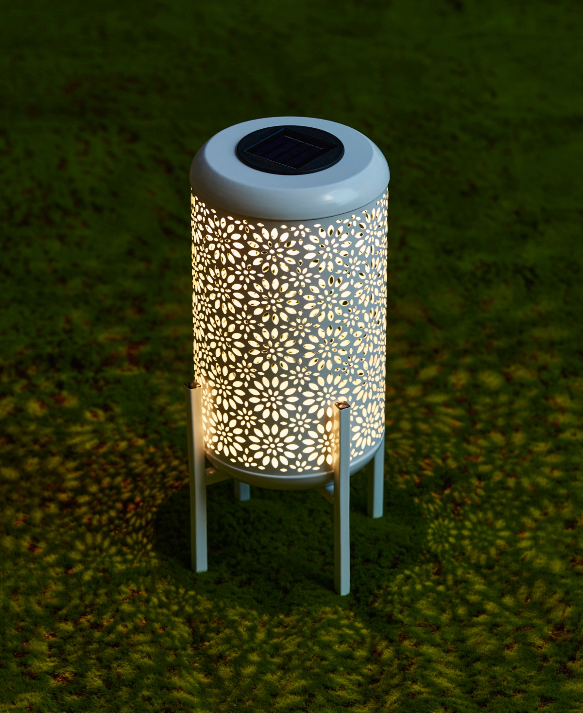 Glitzhome 14.25" H Metal Cutout Flower Pattern Solar Powered Led Outdoor Lantern With Stand In White