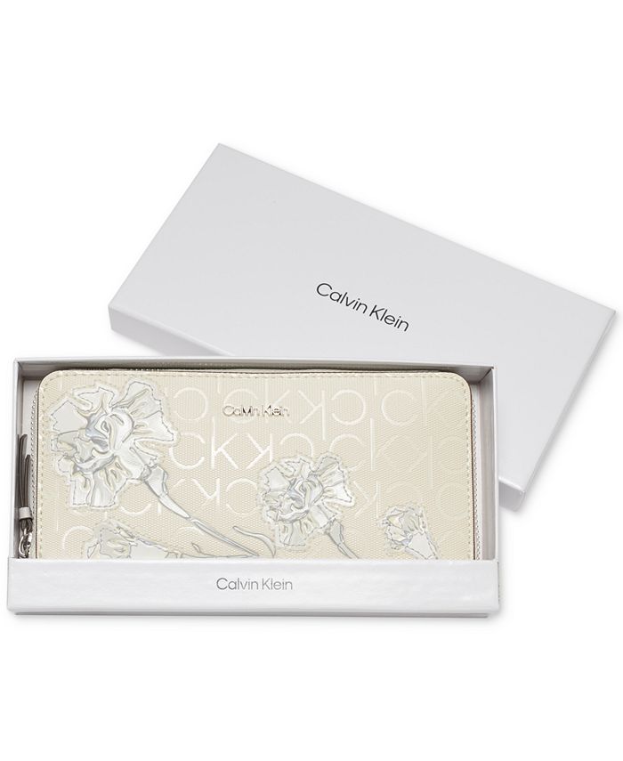 Macy's calvin 2025 klein wallet