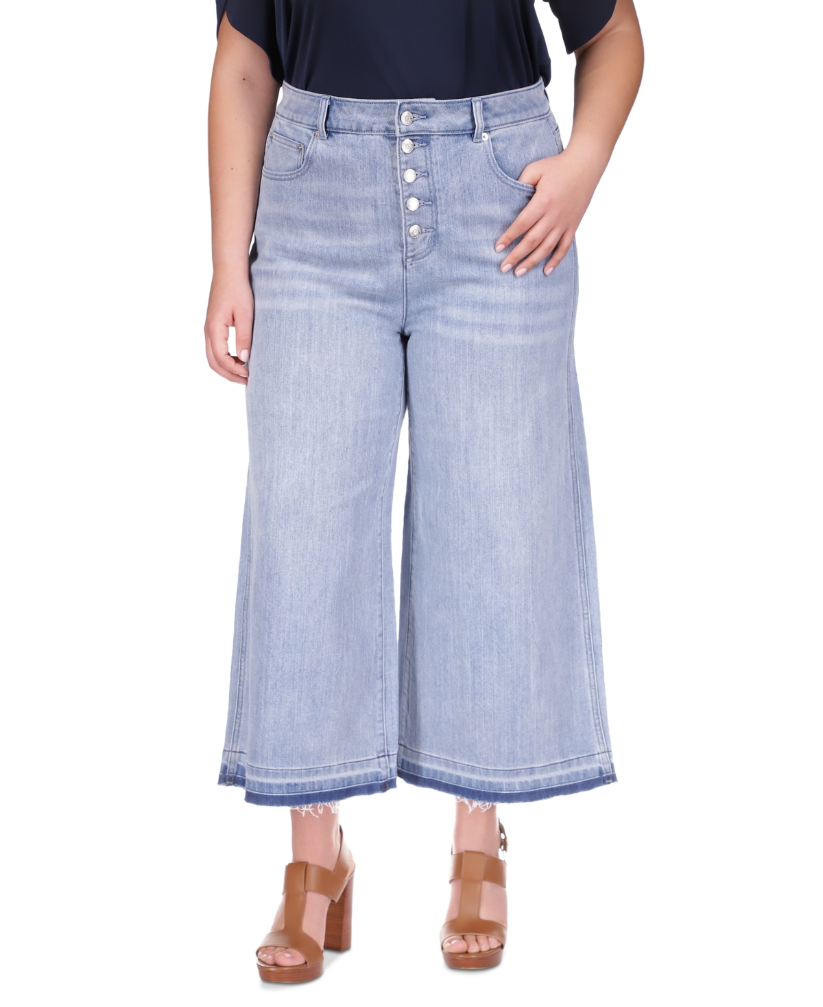Michael Kors Michael Micheal Kors Plus Size Frayed-hem Cropped Flare-leg Jeans In Sky Haze Wash