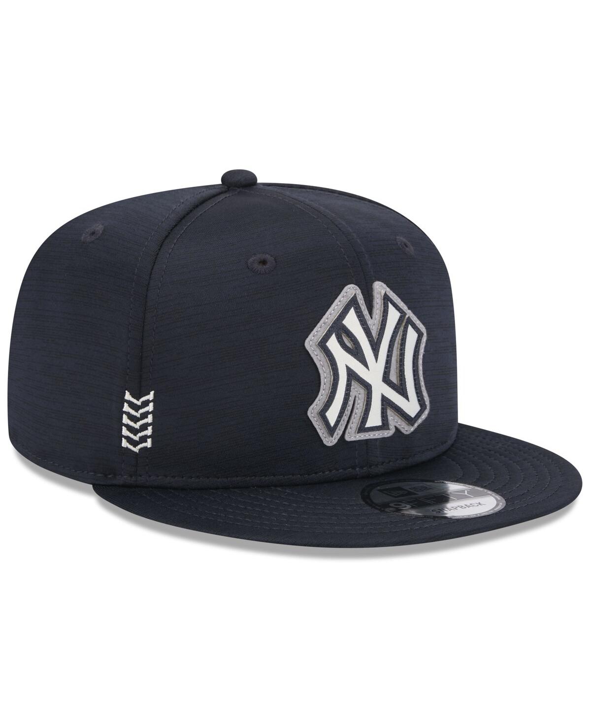 Men's New EraNew York Yankees 2024 Clubhouse 9FIFTY Snapback Hat - Navy