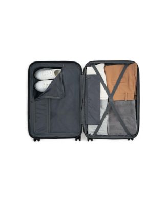 Wellington 28" Upright Luggage