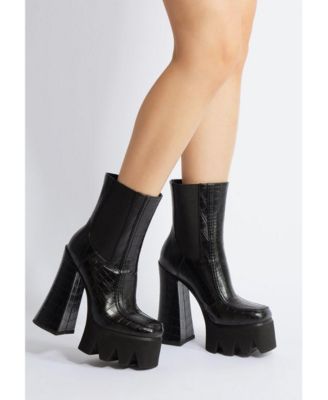 Bounty High Platform Heel Chelsea Boots