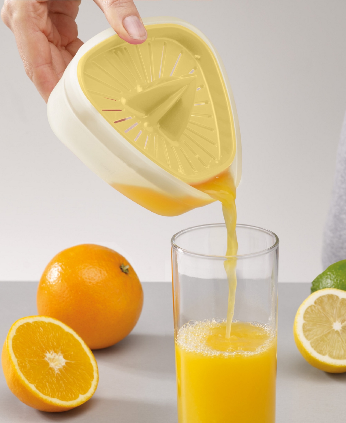 Joseph Joseph Duo Juicer with reversible lid