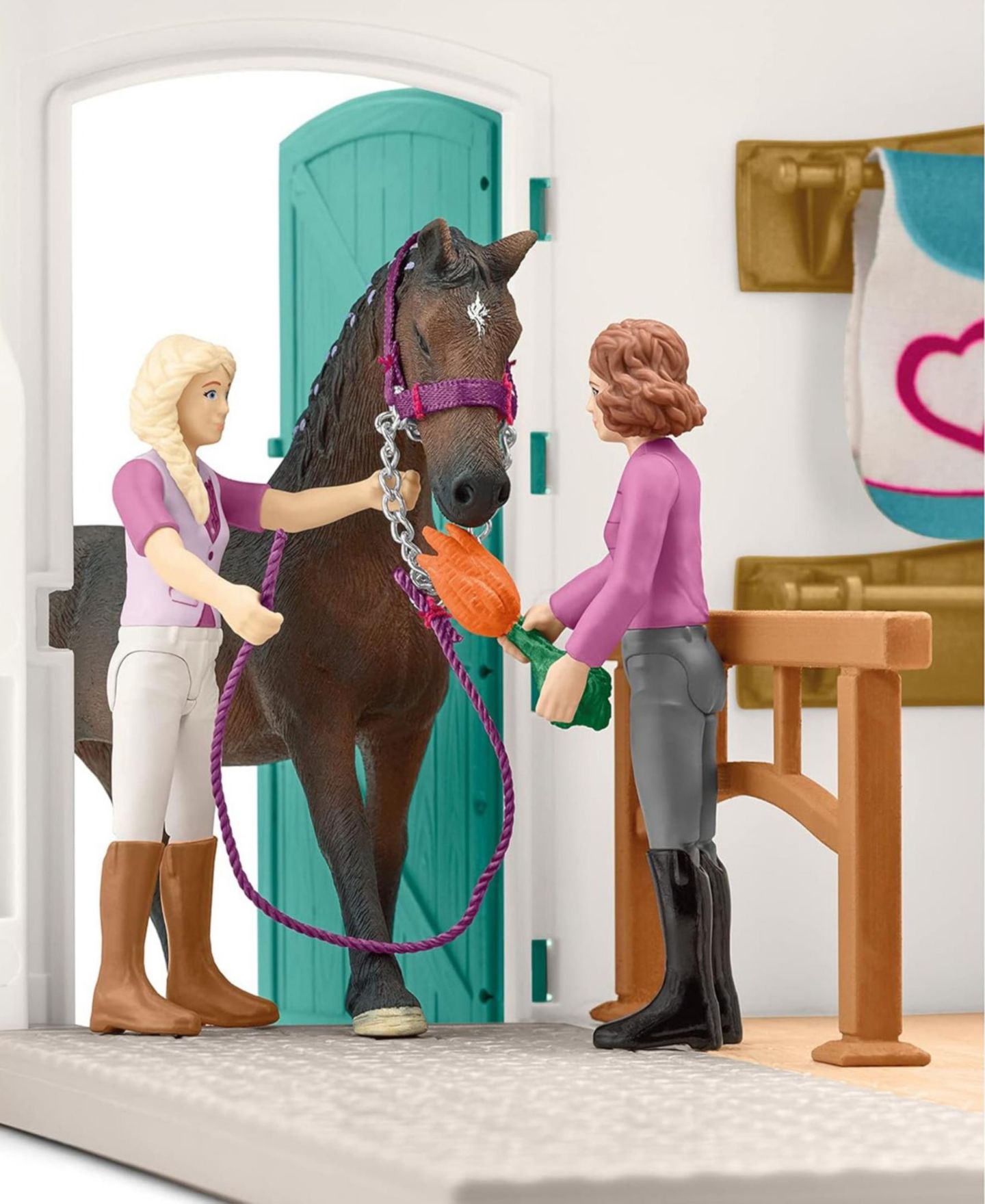 Детский игровой набор Schleich Horse Club Horse Shop Playset — фото 4