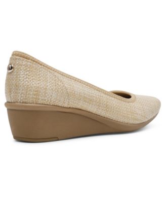 Women's Wisher Sport Wedge Pumps