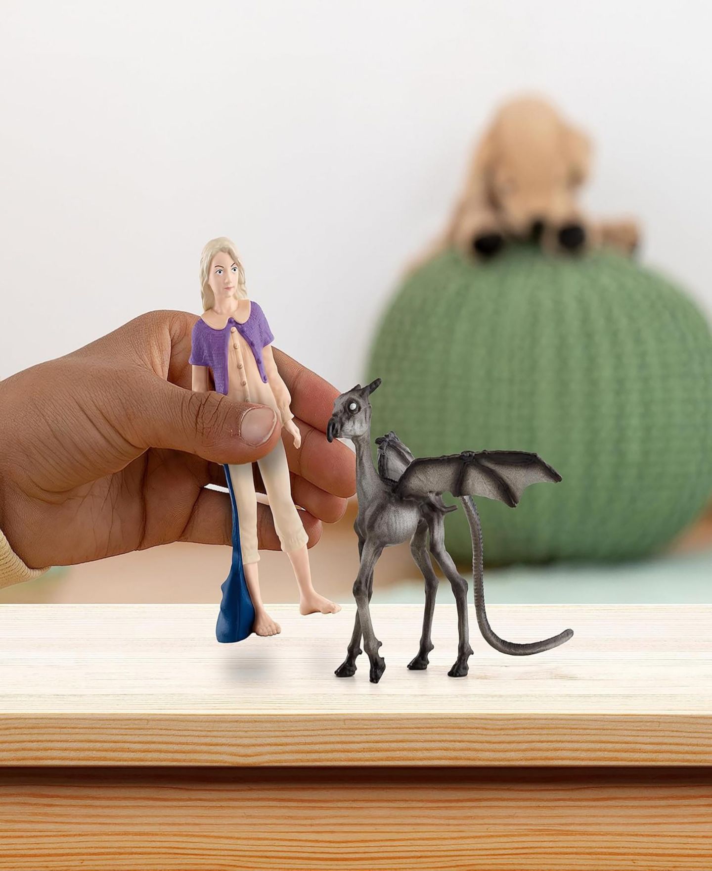 Детские фигурки Schleich Luna Lovegood Baby Thestral 2-Piece Figurine Set, Ages 6+ — фото 2