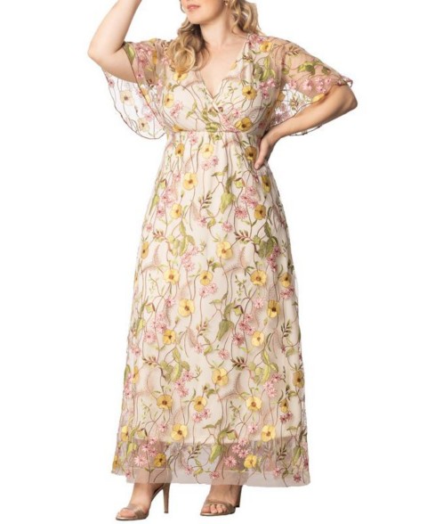 Женские Kiyonna Plus Size Embroidered Elegance Evening Gown