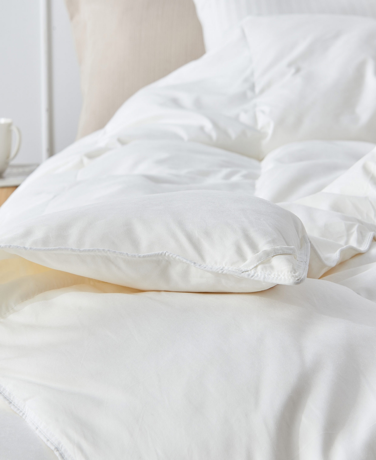 Unikome All Season Goose Down Feather Fiber Comforter, Full/queen In White