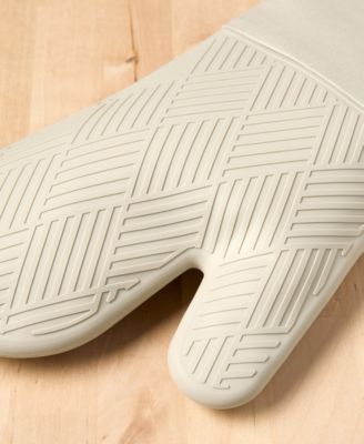 Basics Silicone Basketweave Oven Mitts, Set of 2