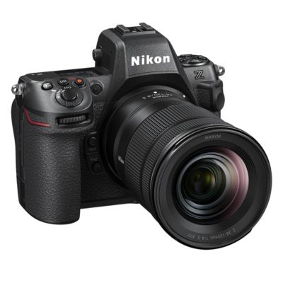 Z8 Mirrorless Camera with NIKKOR Z 24-120mm f/4 S Lens