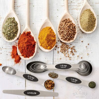 8 Piece Set Premium Stainless Steel Magnetic Measuring Spoons with Leveler