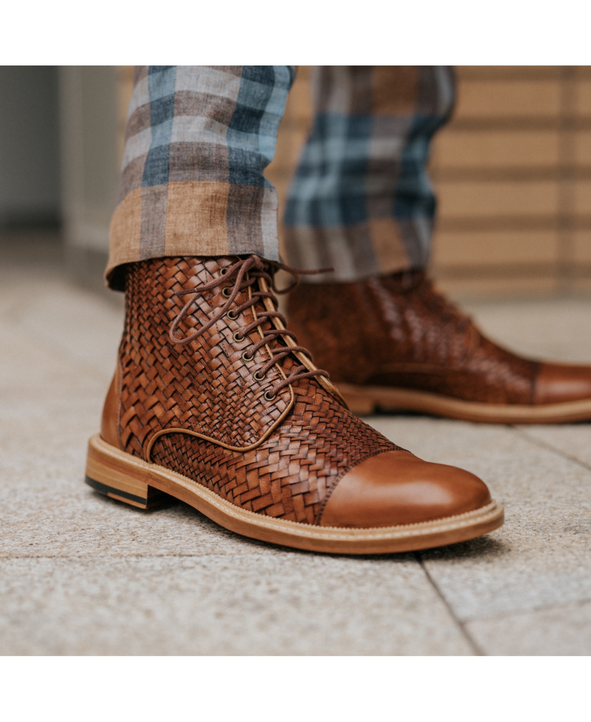 Taft Men's Rome Woven Handcrafted Full-grain Leather Dress Lace-up Boot