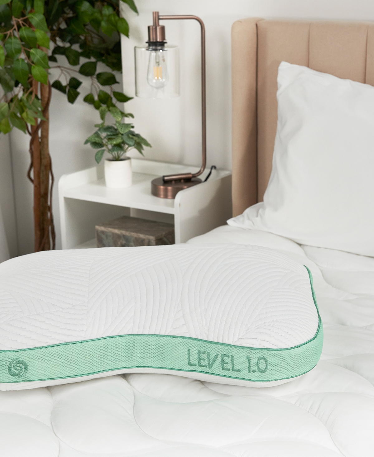 Bedgear Level Cuddle Curve Performance Pillow 1.0, Standard/queen In White