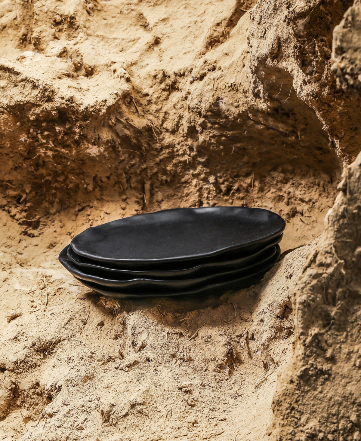 Stone by Mercer Project Atik Stoneware 16 Pc. Dinnerware Set, Service for 4