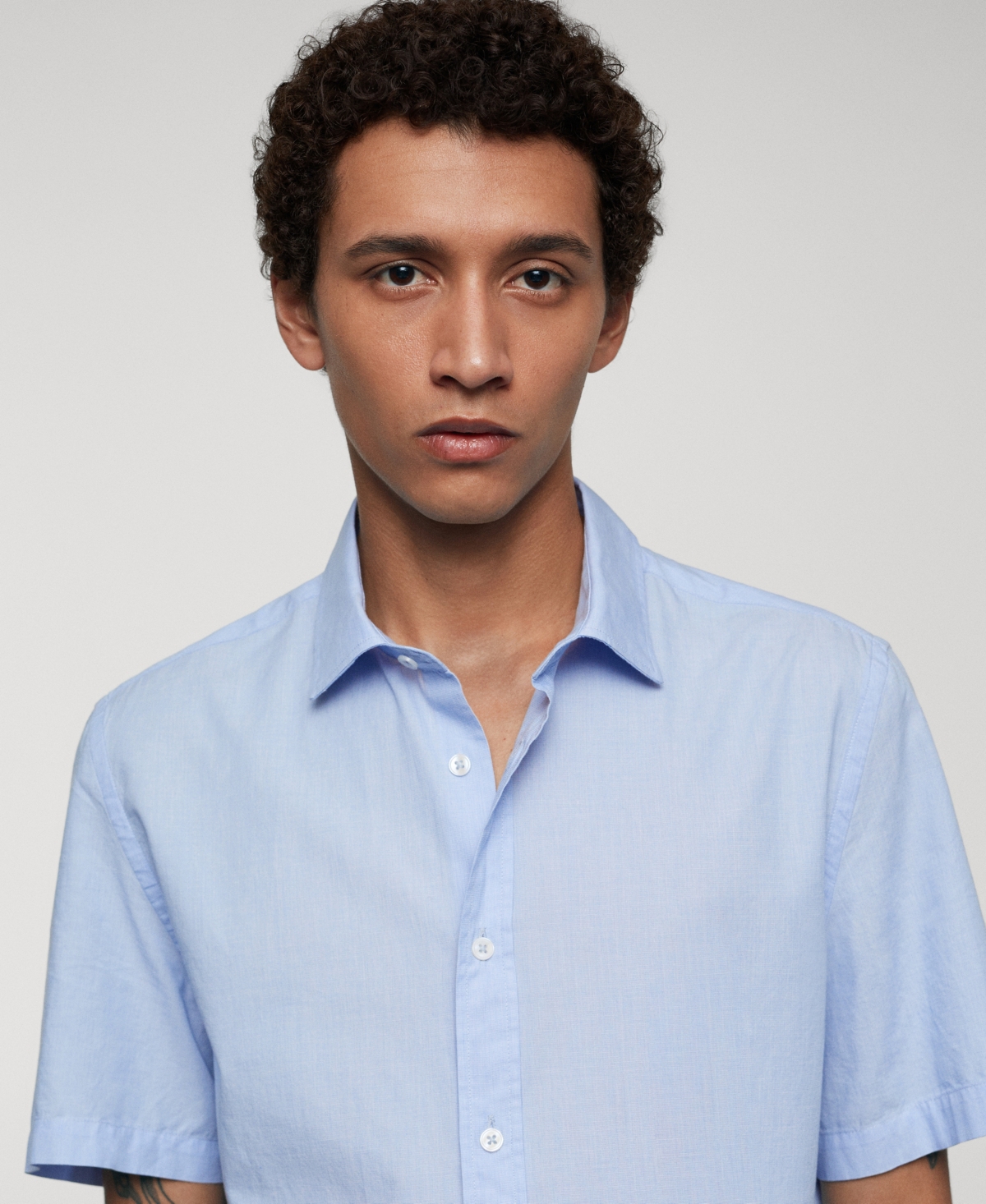 Mango Men's 100% Cotton Short-Sleeved Shirt