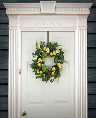 22 Daisy, Artichoke and Lemon Wreath