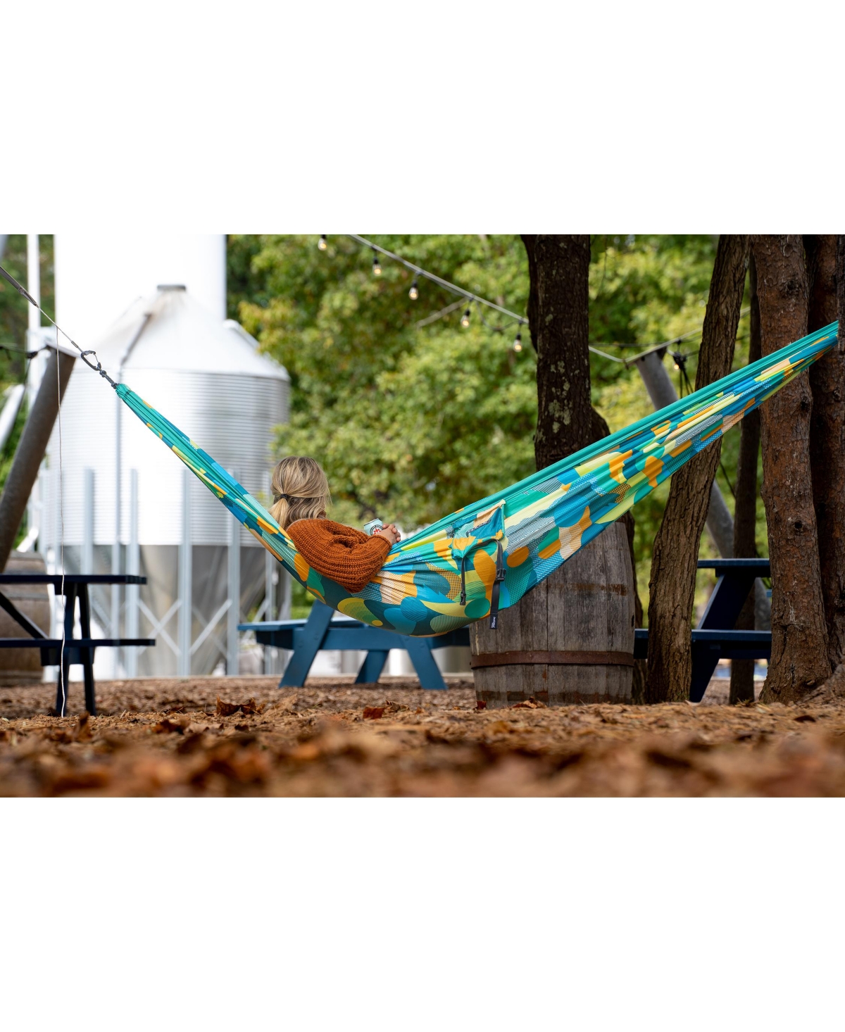 Eno DoubleNest Hammock - Lightweight, Portable, 1 to 2 Person Hammock - For Camping, Hiking, Backpacking, Travel, a Festival, or the Beach -Eme