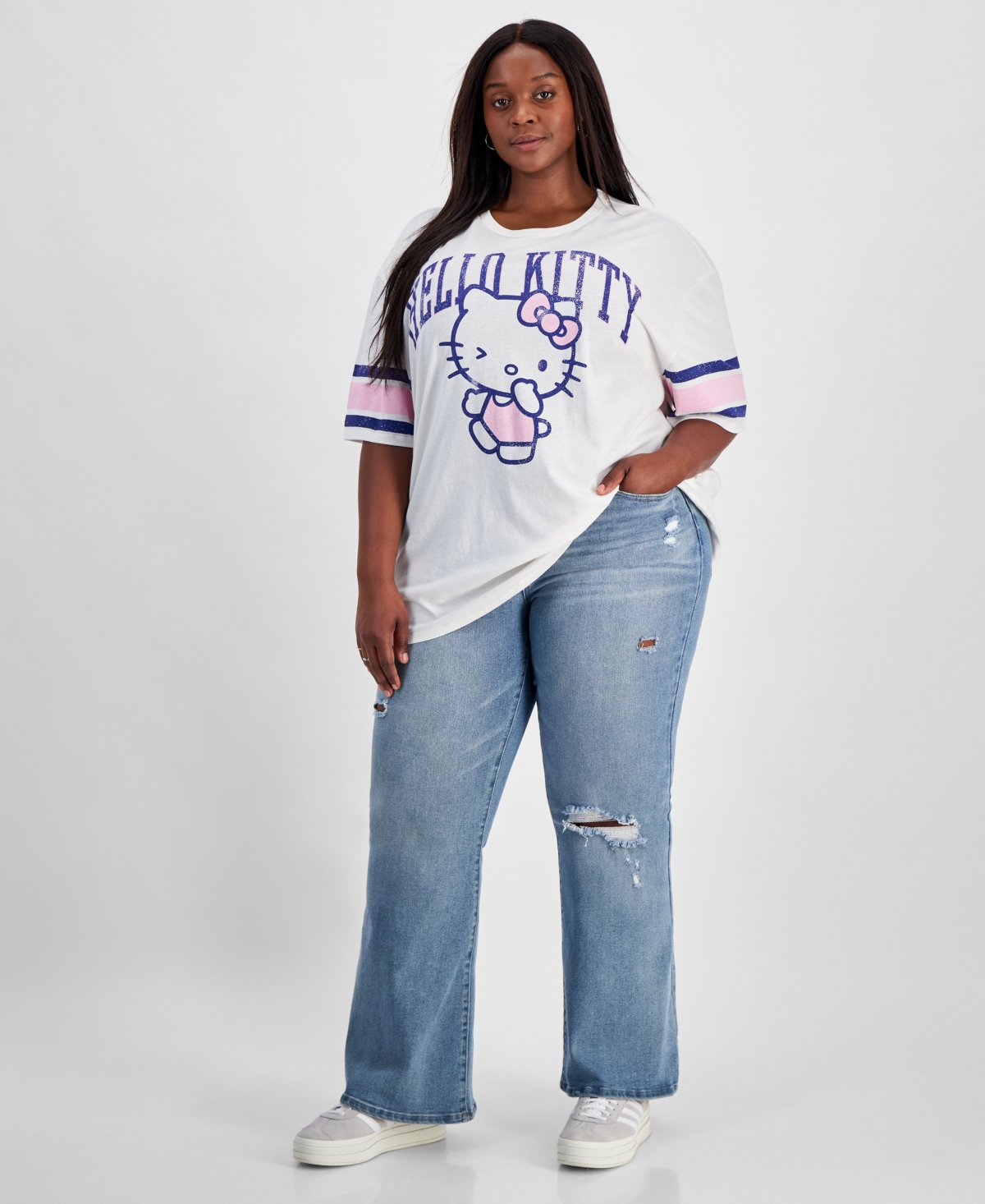 Trendy Plus Size Hello Kitty Graphic T-Shirt - Offwhite