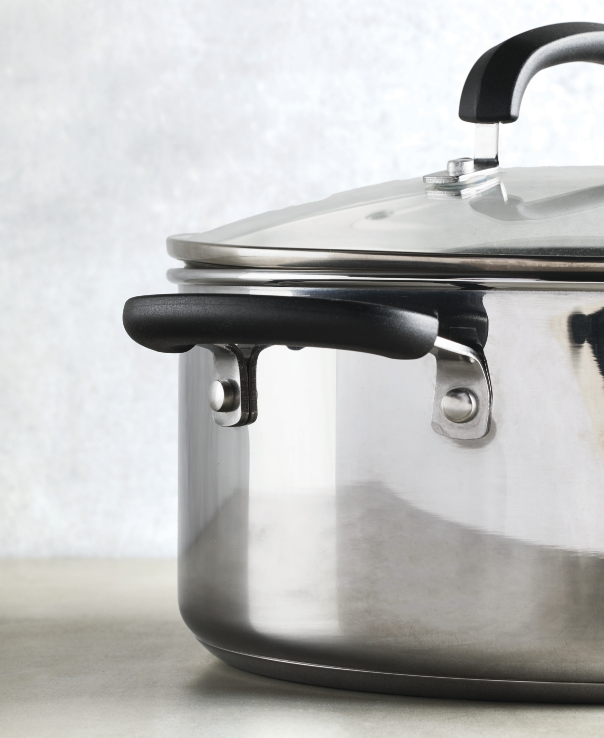 Farberware Brilliance Stainless Steel 5-qt. Dutch Oven With Lid In Silver