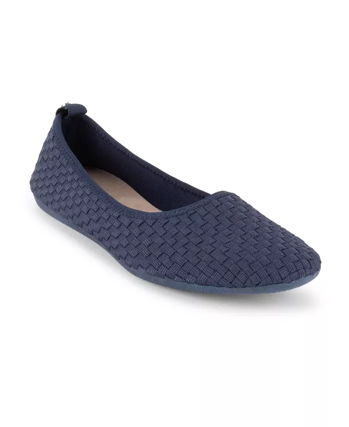 https://slimages.macysassets.com/is/image/MCY/products/2/optimized/28110852_fpx.tif?op_sharpen=1&wid=700&fit=fit,1&fmt=webp