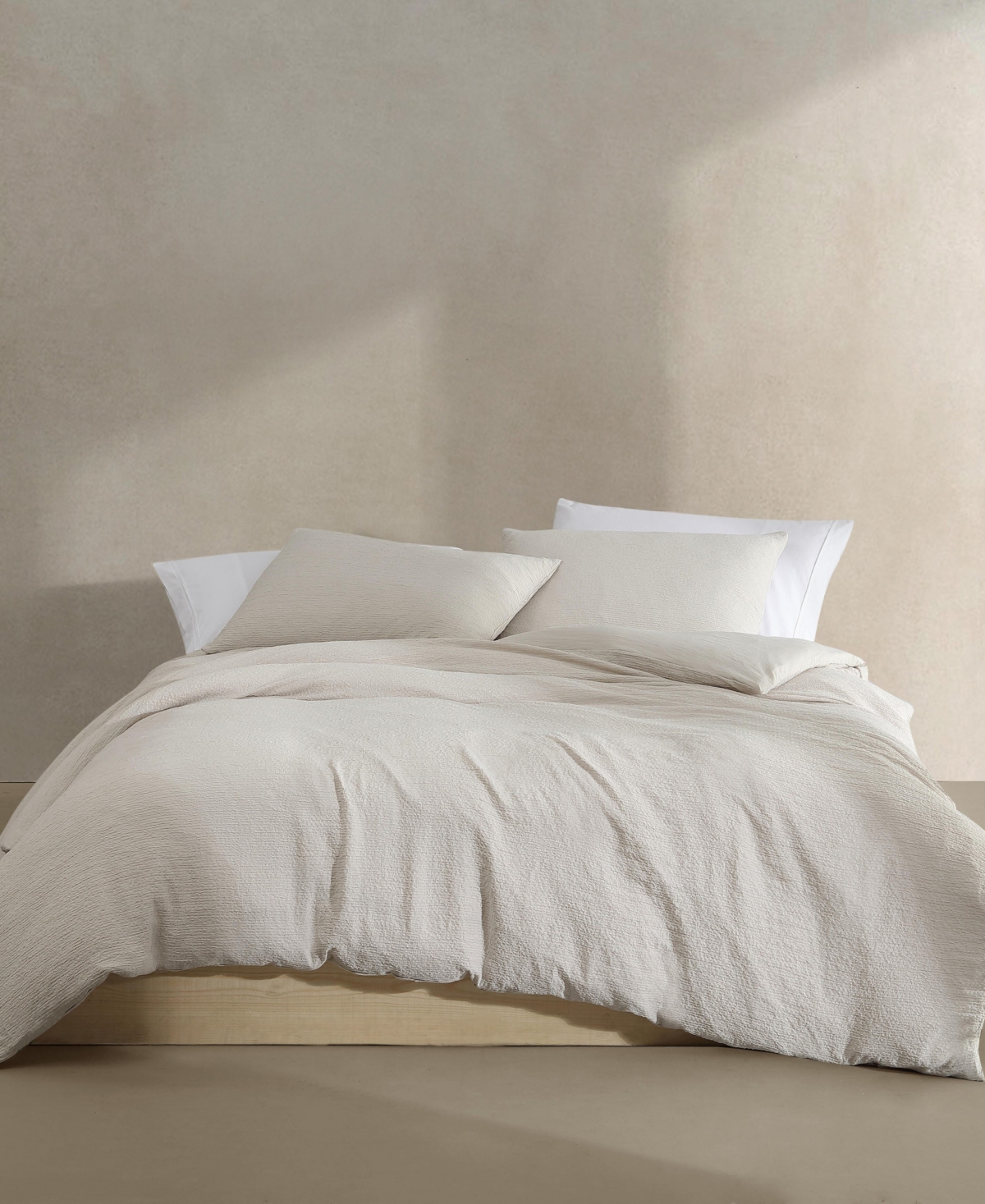CALVIN KLEIN SEERSUCKER 3 PIECE COMFORTER SET, QUEEN 