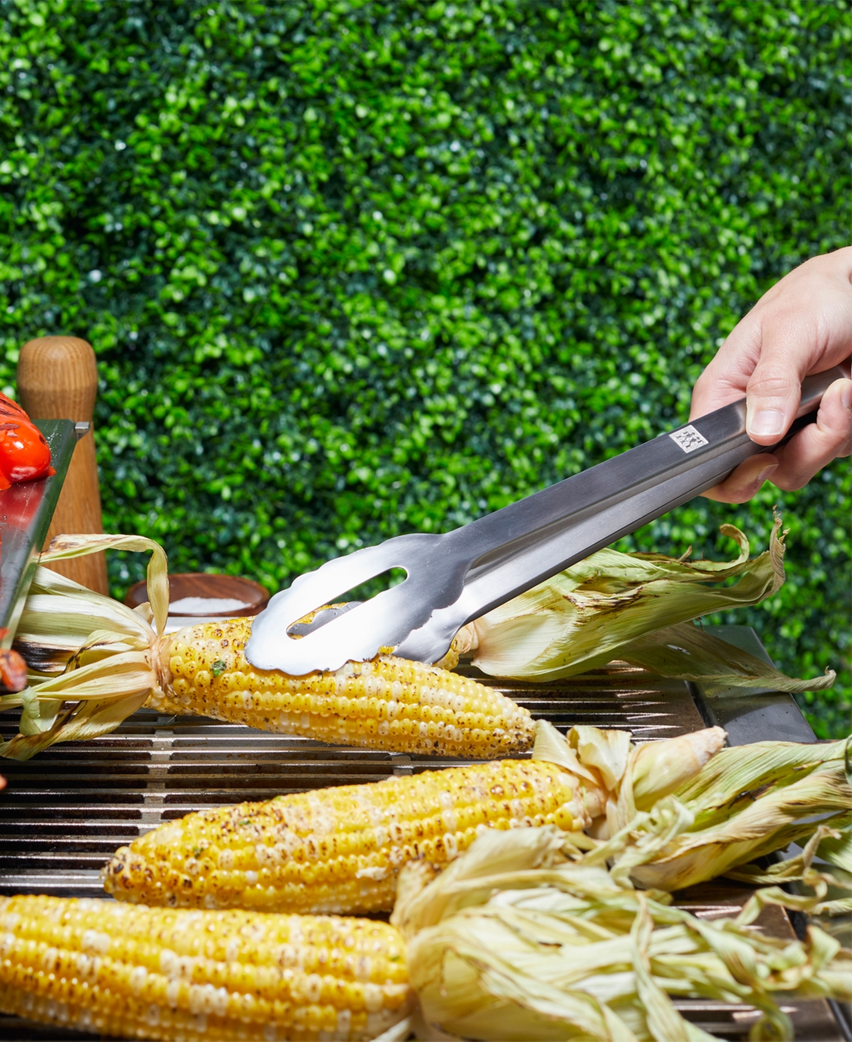Zwilling Bbq Stainless Steel Grill Tongs In Stainless Steel