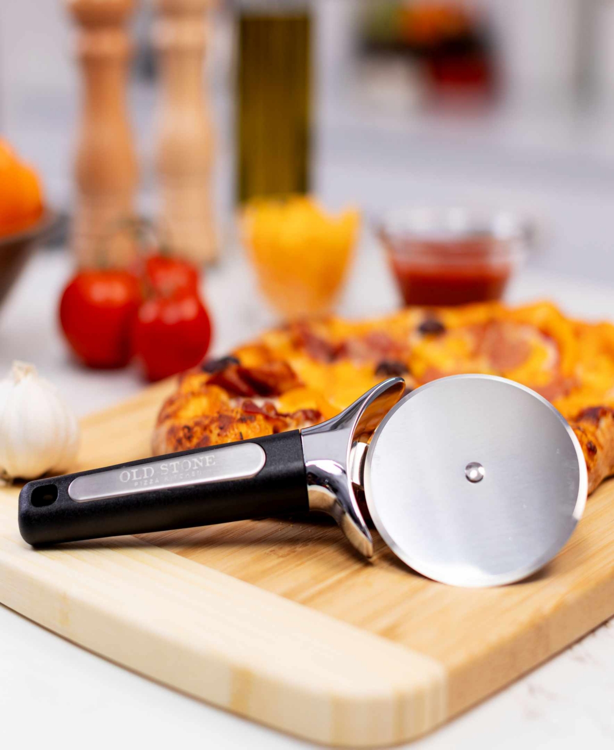 Old Stone 3.5 Inch Premium Stainless Steel Pizza Cutter In Black