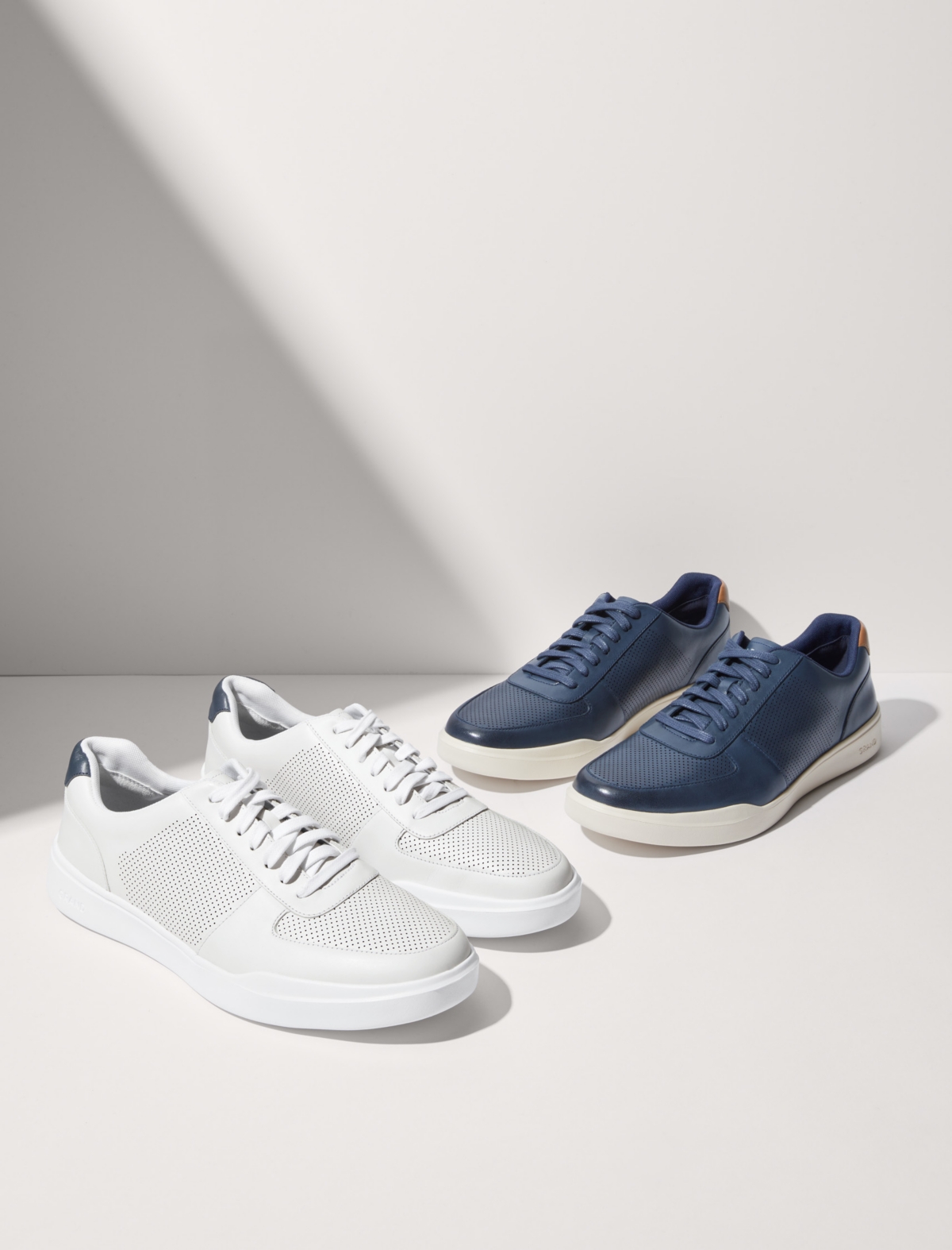 Men's Grand Crosscourt Modern Perf Sneaker - Peacoat
