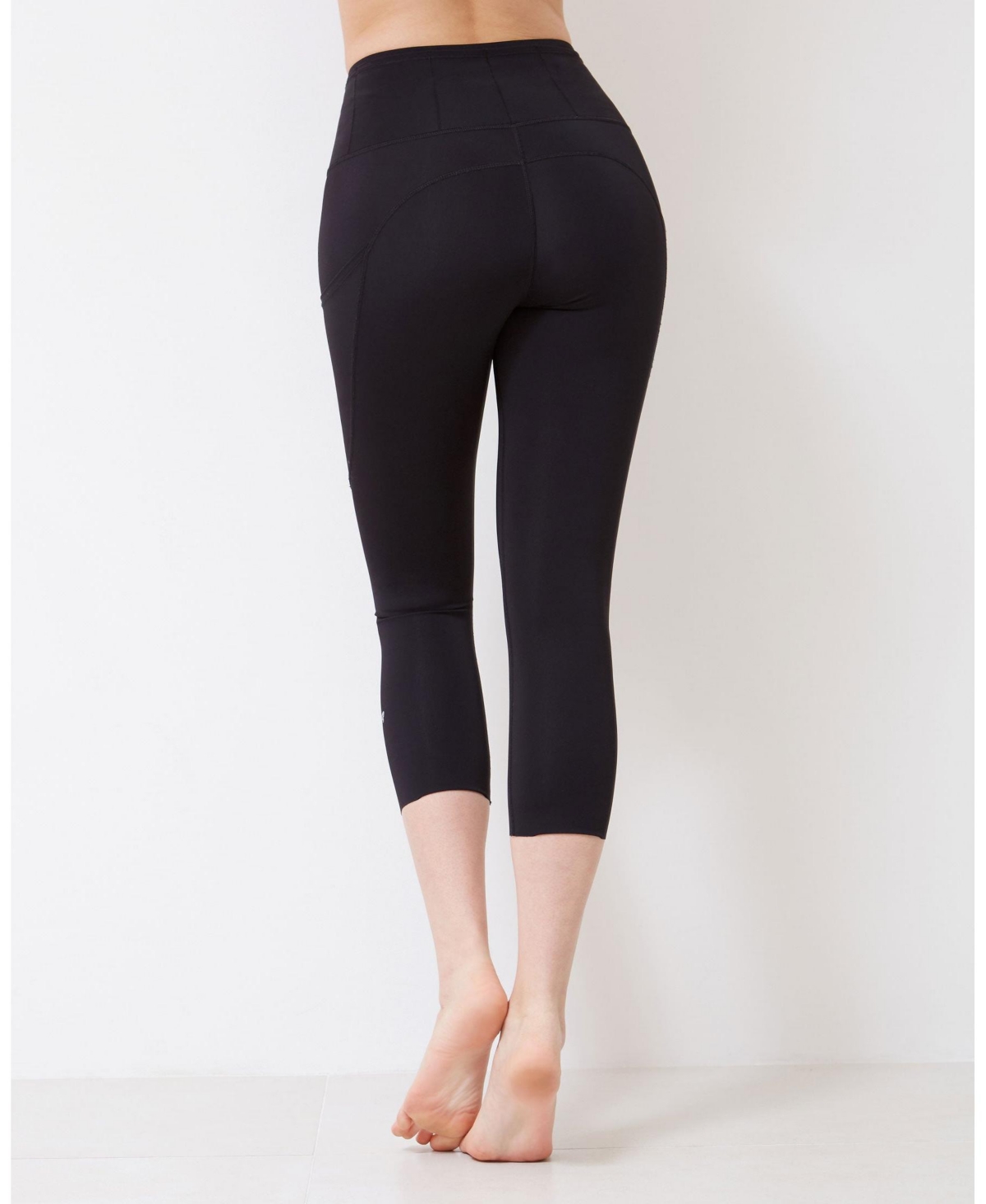 Rebody Active Women's Energy Reflective Silkiflex Legging 21.5
