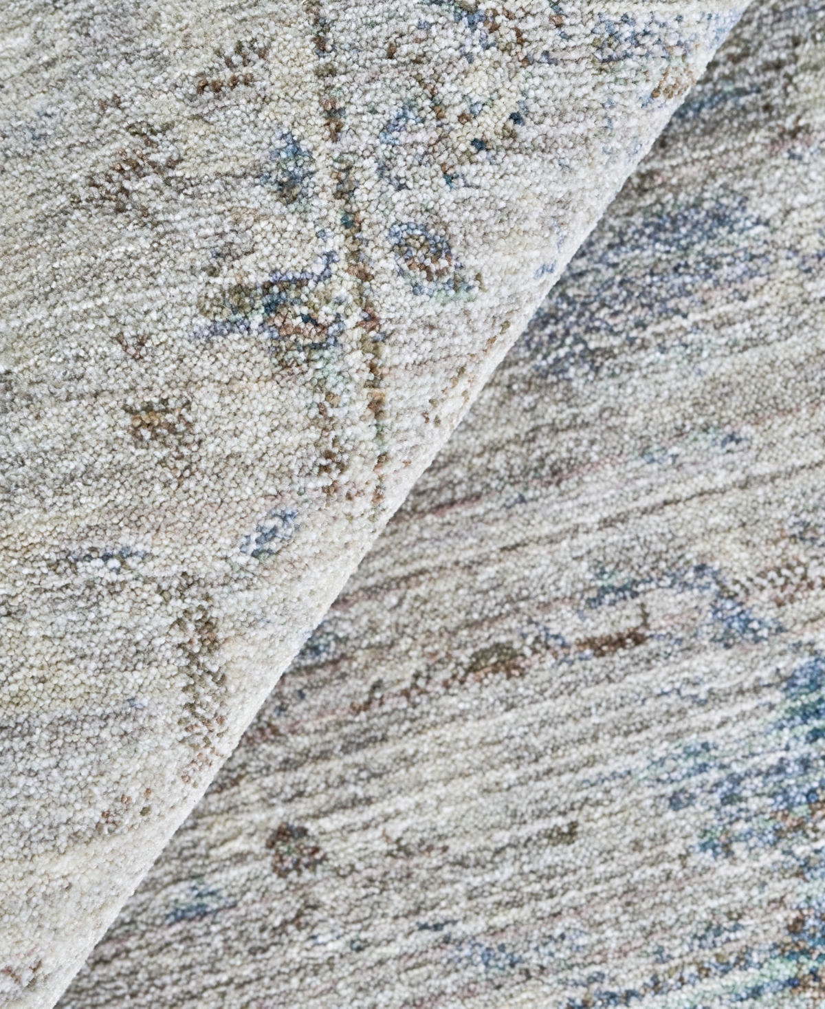 The Met X Exquisite Rugs Vintage Looms Vtl-73 6'x9' Area Rug In Mist,beige