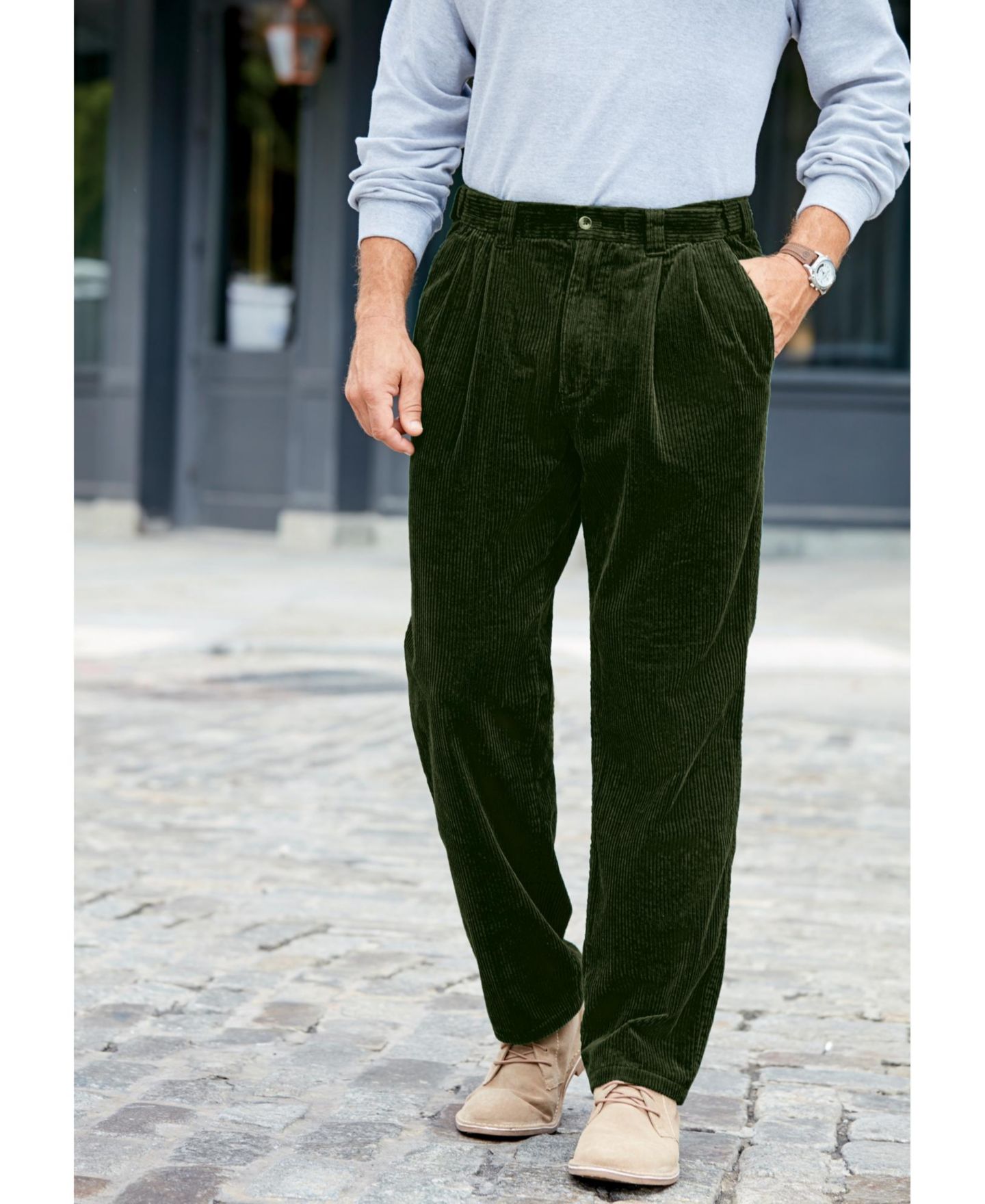 Мужские брюки KingSize Big & Tall Expandable Waist Corduroy Pleat-Front, цвет: Чёрный — фото 3