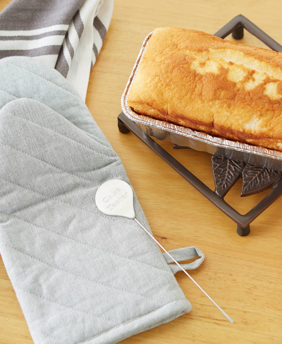 RSVP INTERNATIONAL ENDURANCE STAINLESS STEEL 8" LENGTH CAKE TESTER 