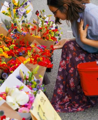 Aluminum Frame 17x11x18" Red Foldable Market Basket