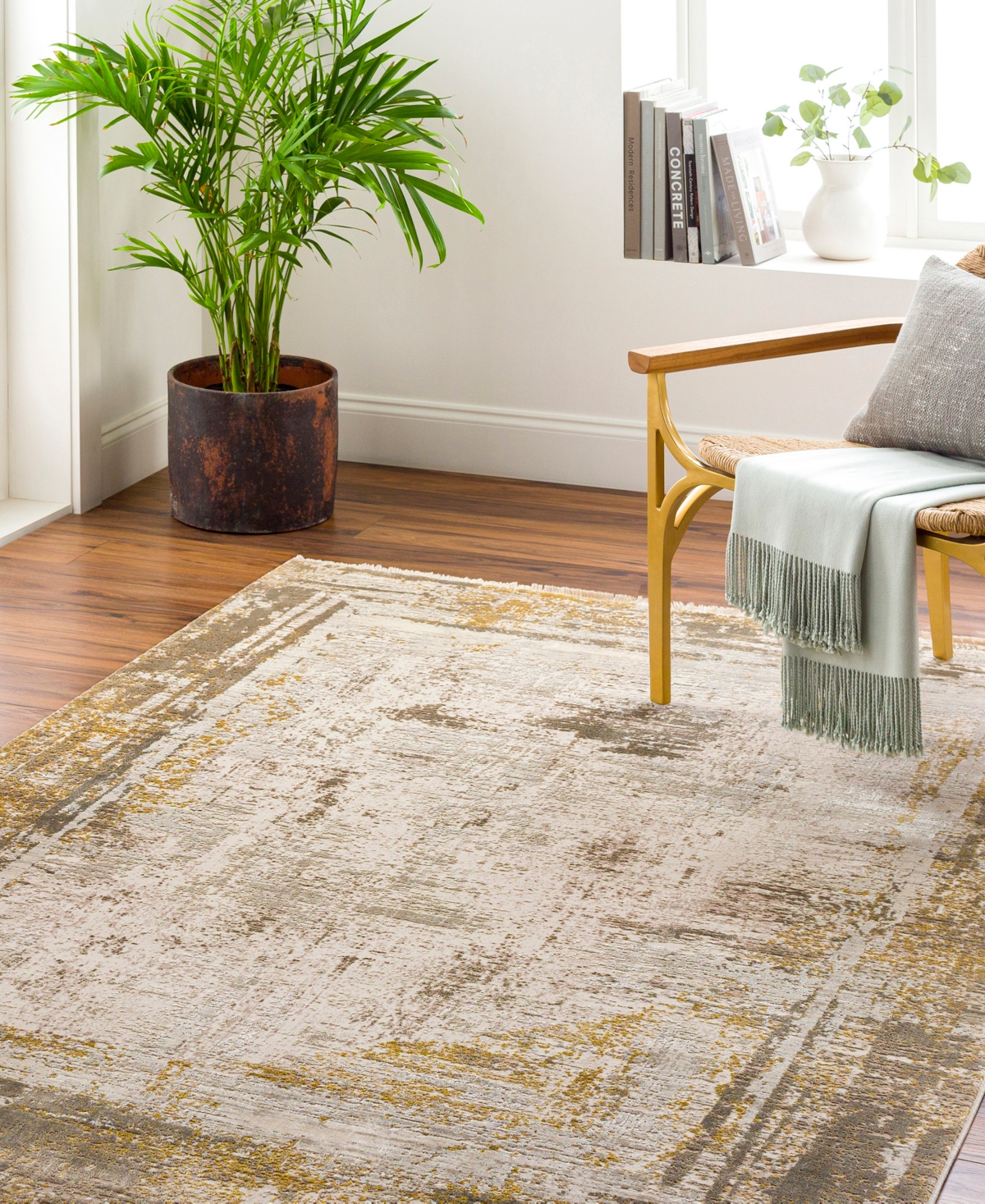 Surya Solar 32275 3'1"x5' Area Rug In Ivory