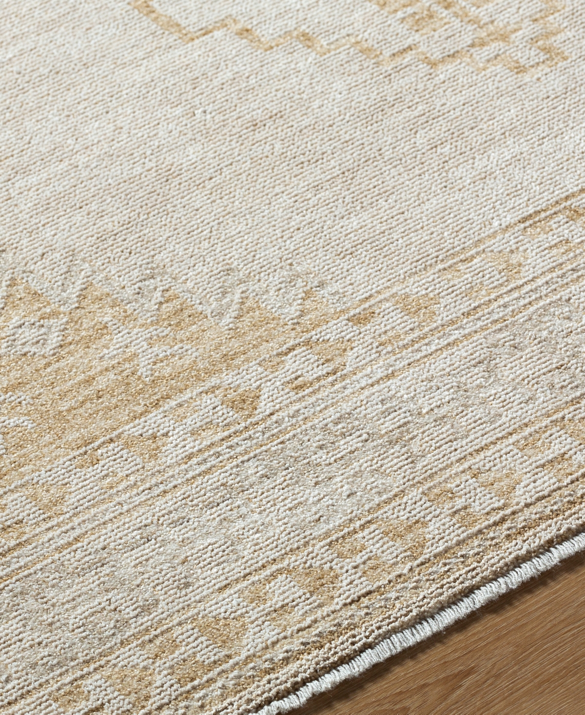 Surya Emory 527462 1'11"x2'11" Area Rug In Tan Beige