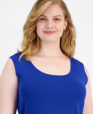 Plus Size Scoop Neck Sleeveless Sweater