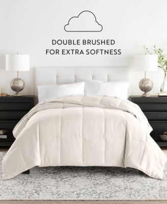 All Season Lightweight Solid Down Alternative Comforter, King/California King