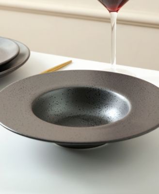 Valencia 16 Pc. Dinnerware Set, Service for 4