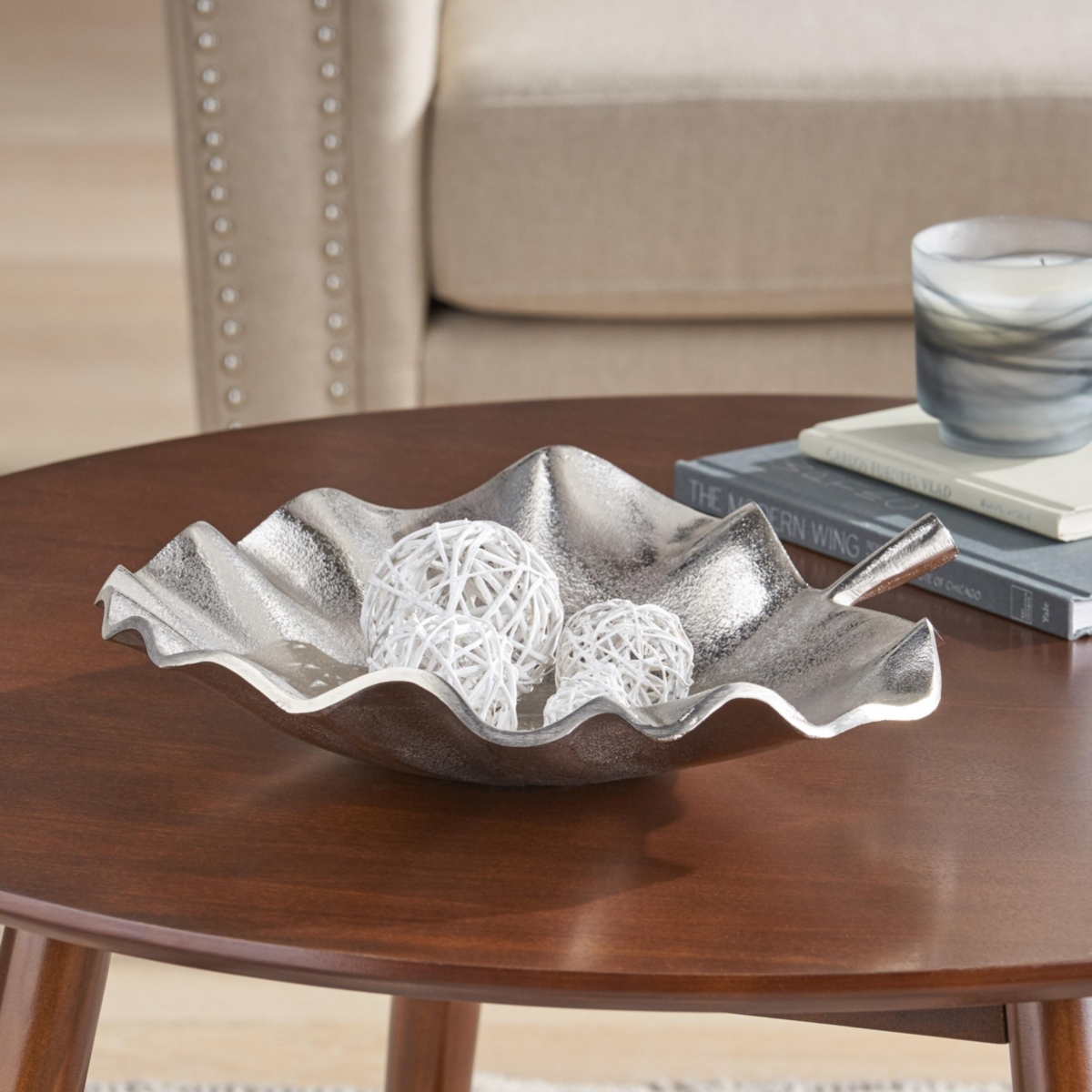 Streamdale Furniture Plate Decor