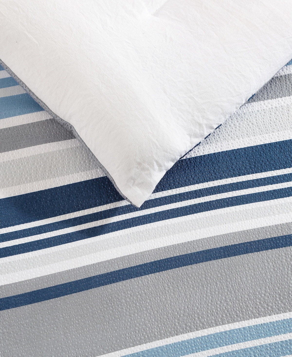 Nautica Closeout!  Bradlee 3 Piece Comforter Set, King In Grey,blue