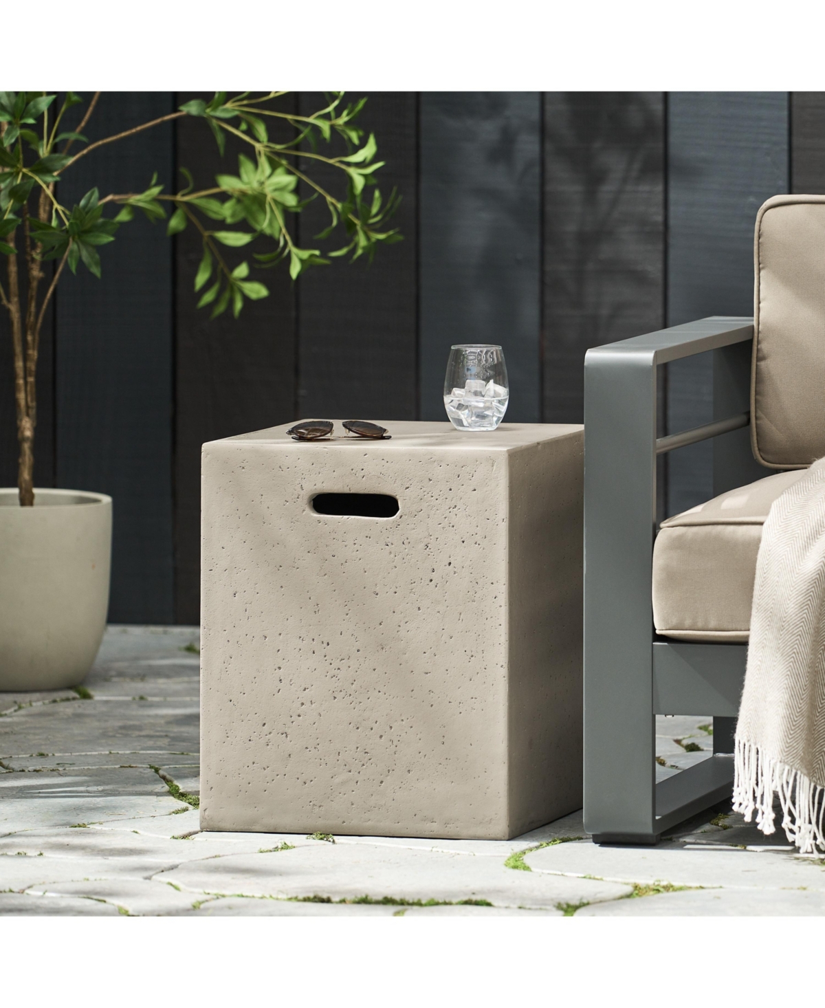 Simplie Fun Modern Concrete Tank Holder Side Table Chic, Durable, Multi-Purpose