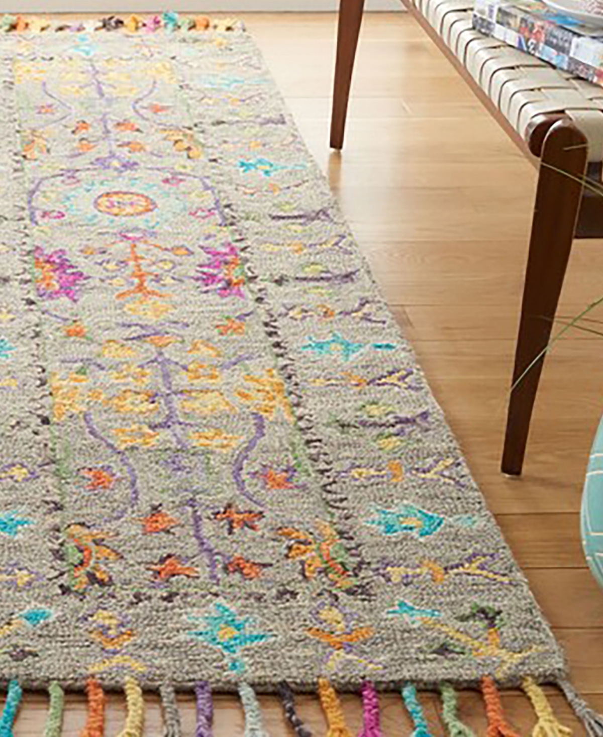 Safavieh Blossom I BLM453 2'3x6' Area Rug -Multi