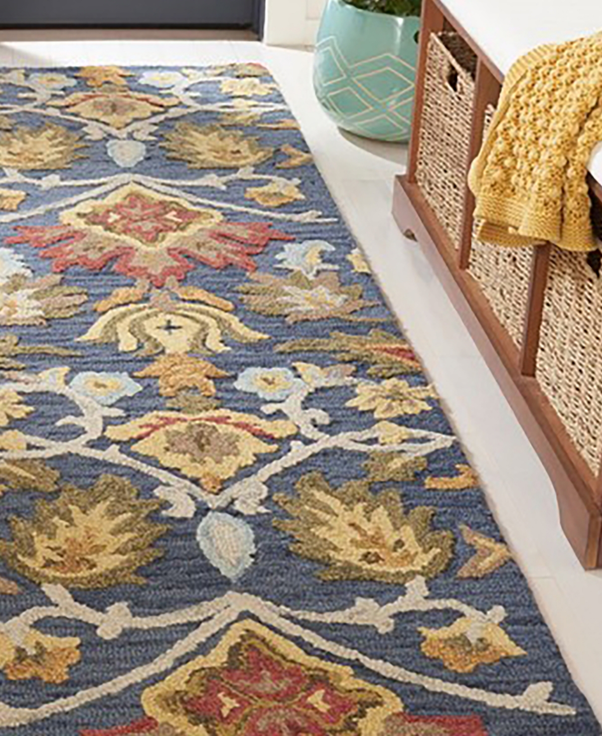 Safavieh Blossom Ii BLM402 2'3x18' Area Rug -Multi