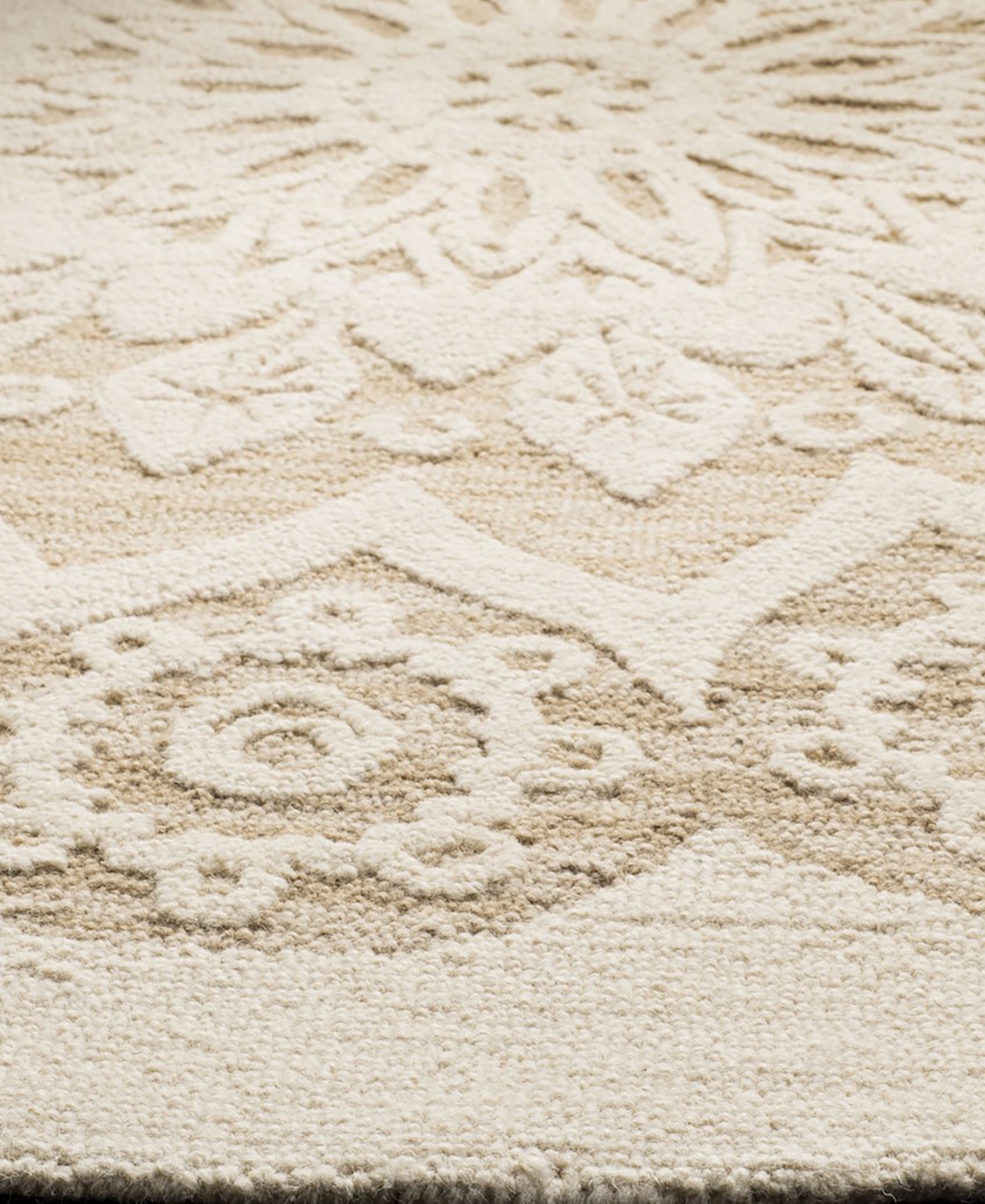 Safavieh Blossom I BLM108 6'x6' Area Rug