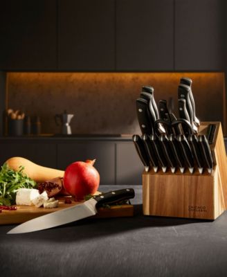 Insignia Classic 18-pc Knife Set with Block and Built-In Sharpener