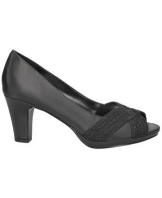 Women's Lavish Platform Pumps