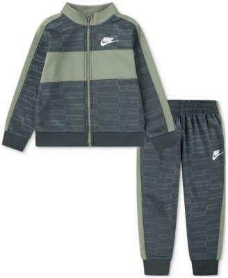 Nike pants and jacket set hotsell