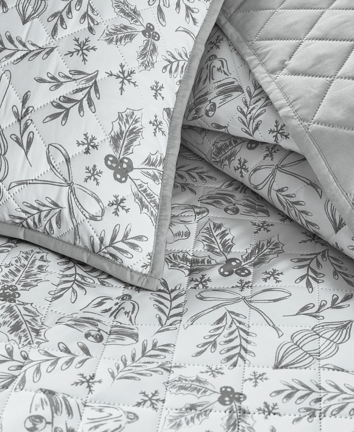 Holiday Lane3-Pc. Quilt Tote Set, Twin, Exclusively at Macy's - Christmas Toile