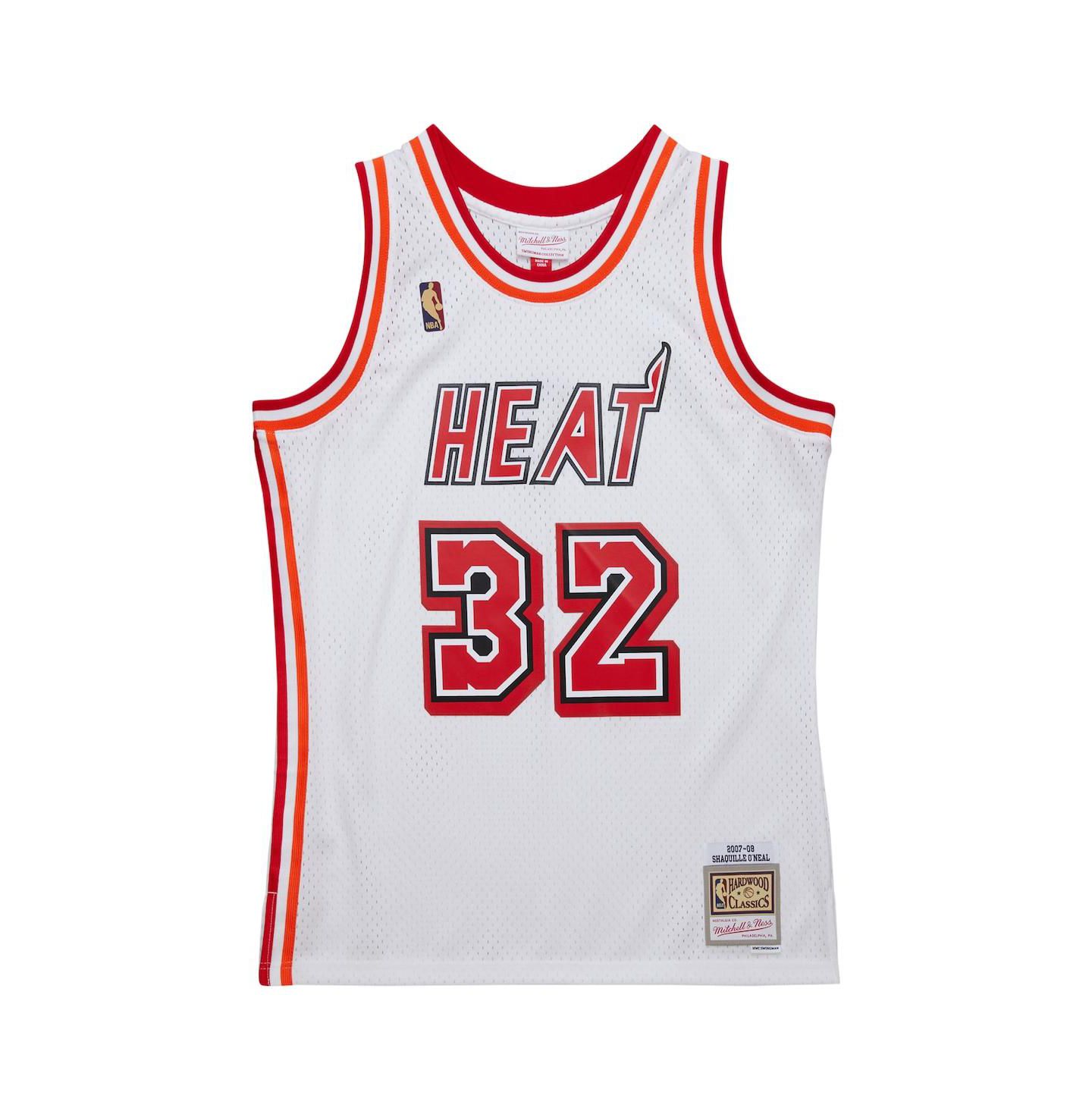 Мужской топ Mitchell & Ness Shaquille O'Neal White Miami Heat 2007/08 Hardwood Classics Swingman Jersey — фото 2