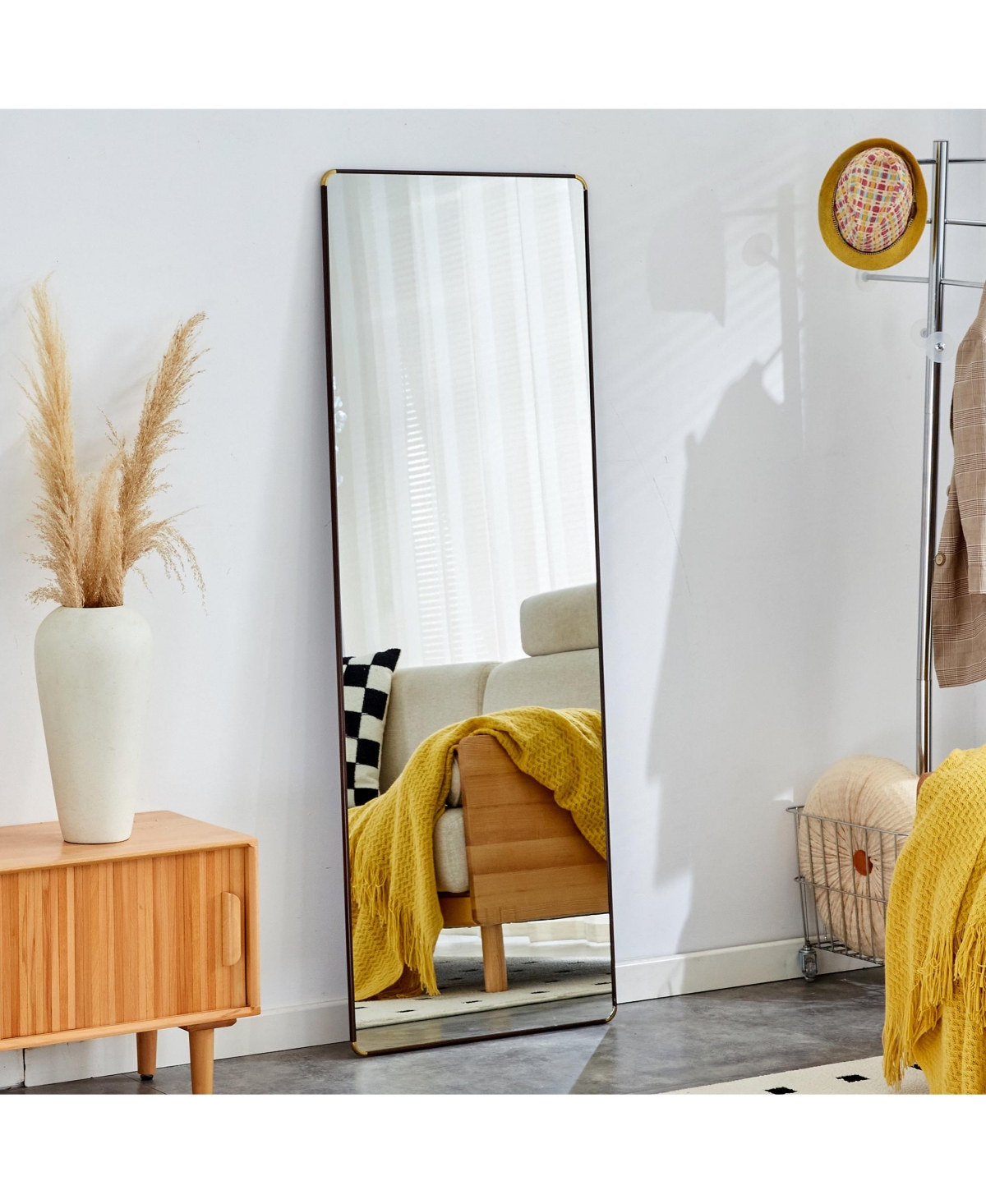 Streamdale Furniture Illuminating Full-Body Mirror Transform Your Space, Reflect Your Beauty